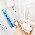 Seafront Seaview Center Old Town 1,2,3,4 By Rentistra Appartement *