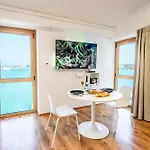 Appartement Seafront Seaview Center Old Town 1,2,3,4 By Rentistra Umag