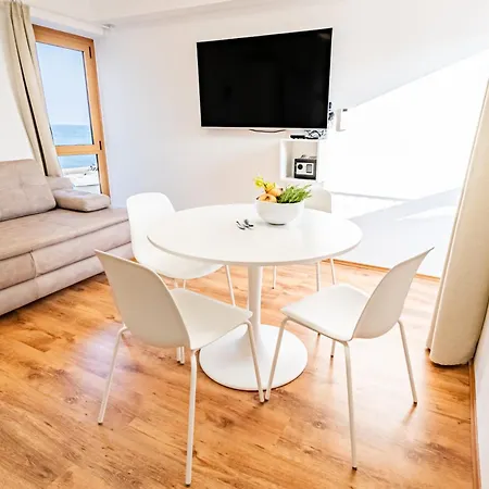 Apartman Seafront Seaview Center Old Town 1,2,3,4 By Rentistra