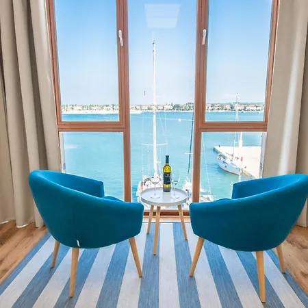 Seafront Seaview Center Old Town 1,2,3,4 By Rentistra * Umag