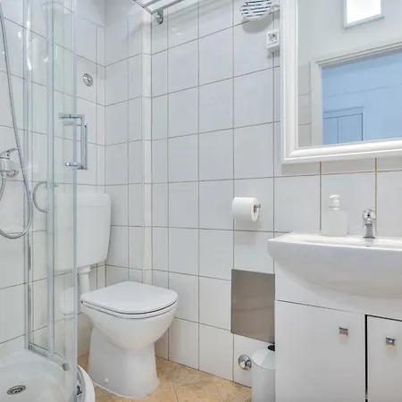 Apartment Seafront Seaview Center Old Town 1,2,3,4 By Rentistra *