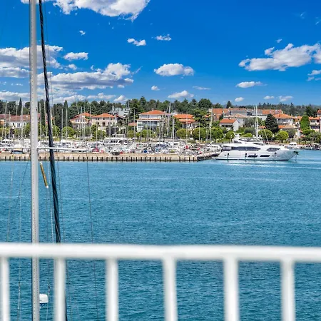 Seafront Seaview Center Old Town 1,2,3,4 By Rentistra Apartment *